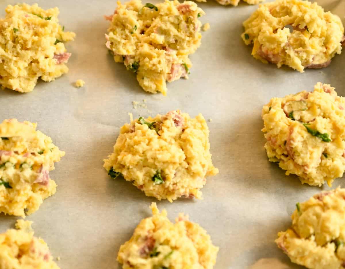 low-carb bacon cheese biscuits ready to be baked