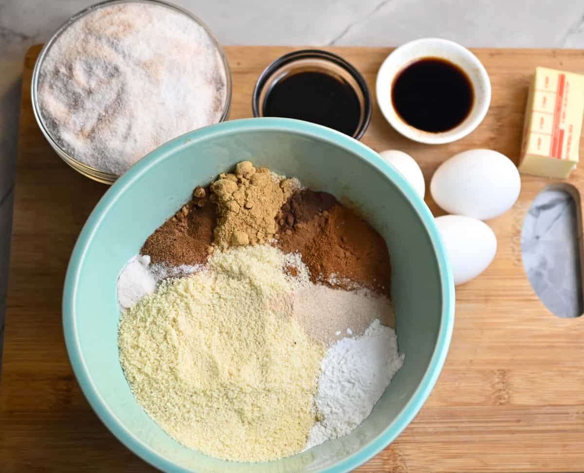 Keto Iced Gingerbread Cookies Ingredients