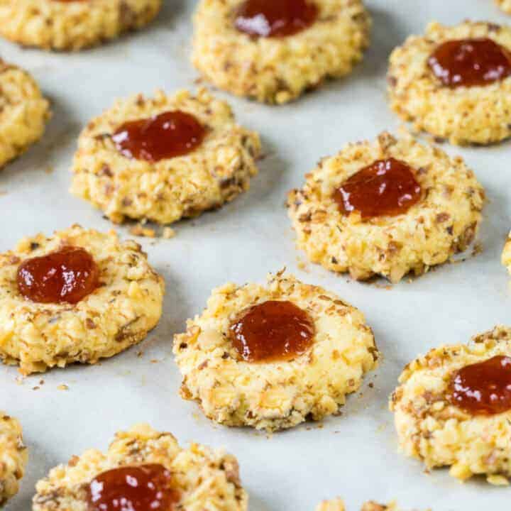 keto peanut butter & jelly cookies