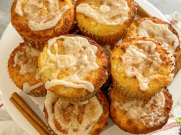 keto coconut flour cinnamon roll muffins featured image