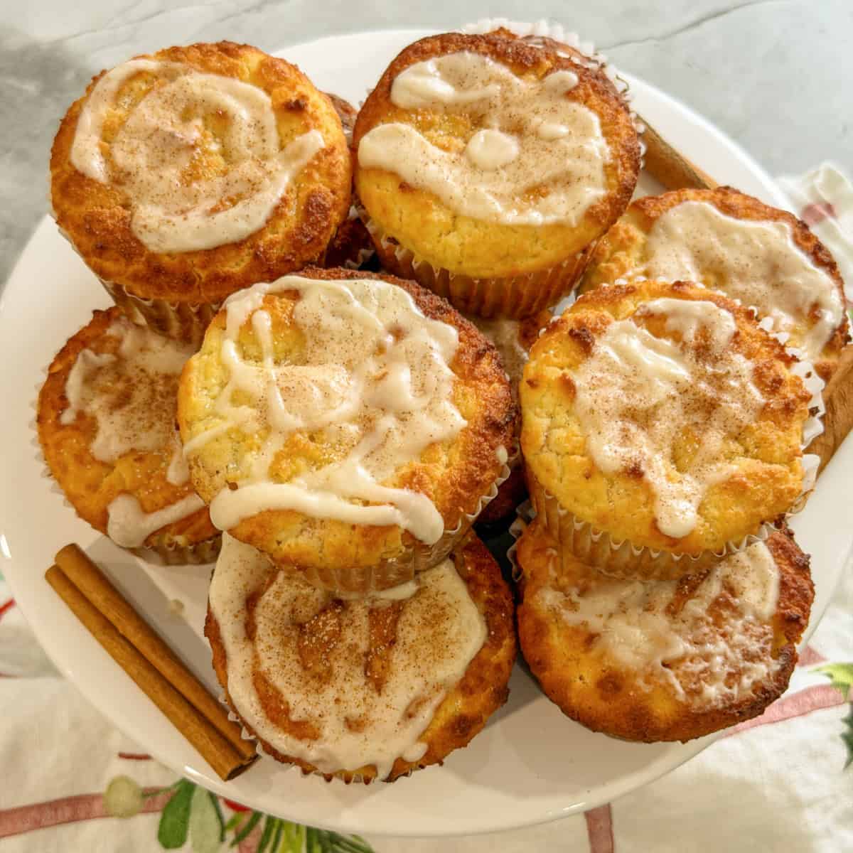 keto coconut flour cinnamon roll muffins featured image
