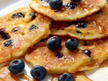 keto coconut flour blueberry pancakes featured image
