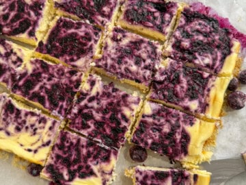 keto blueberry cheesecake bars 1200